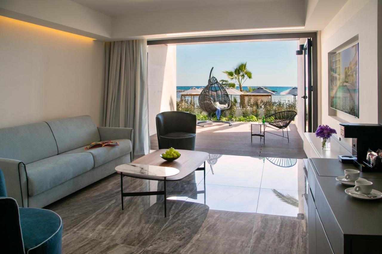 Mercure Larnaca Beach Resort Екстер'єр фото