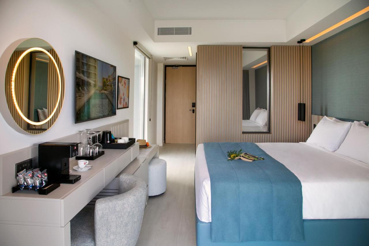 Mercure Larnaca Beach Resort Екстер'єр фото