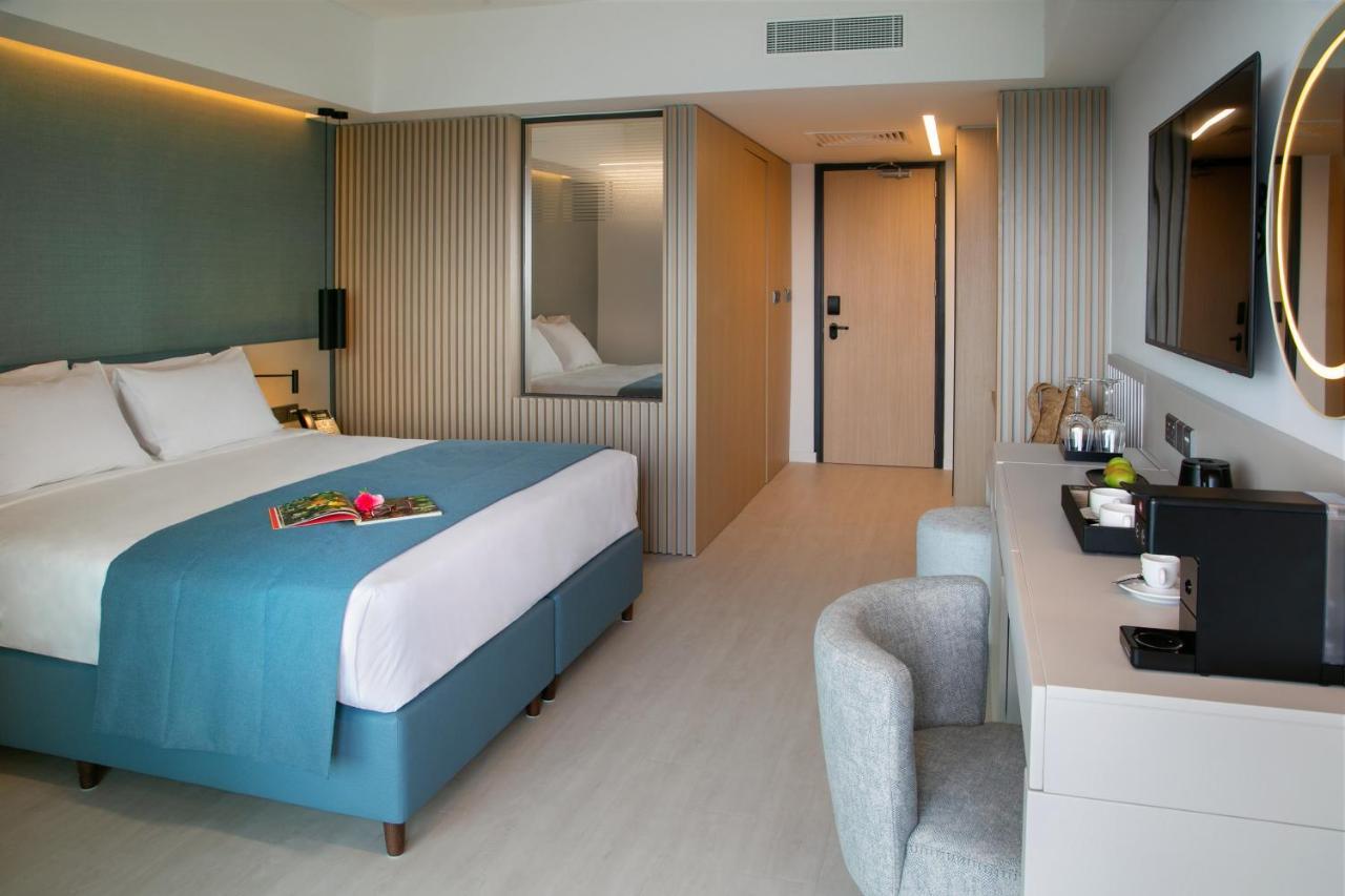 Mercure Larnaca Beach Resort Екстер'єр фото