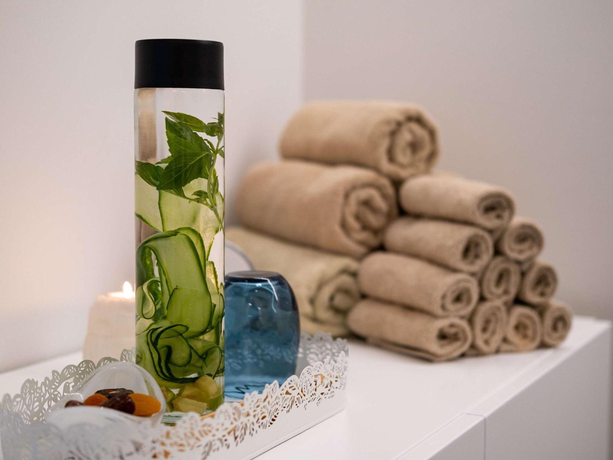 Mercure Larnaca Beach Resort Екстер'єр фото